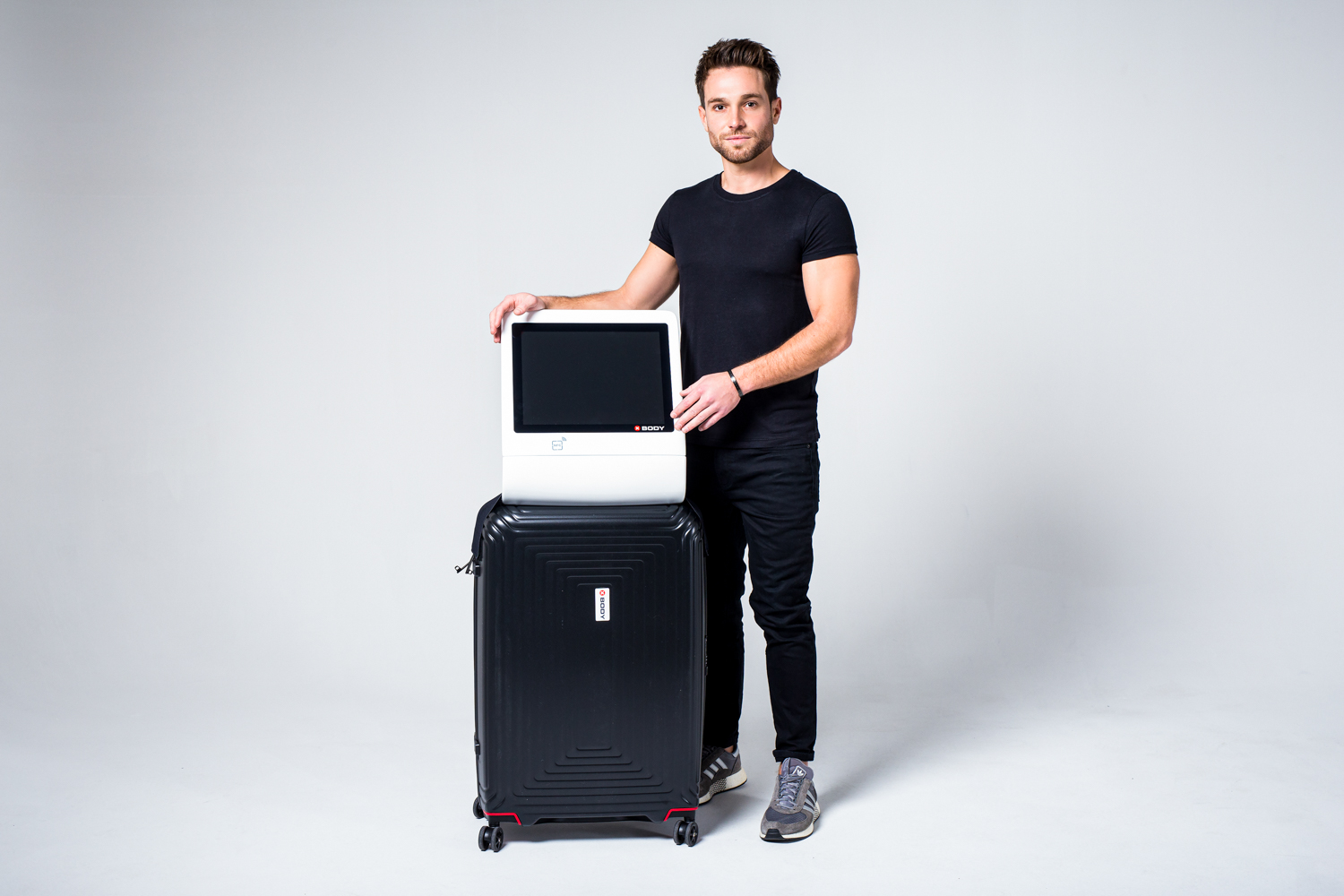 Xbody suitcase